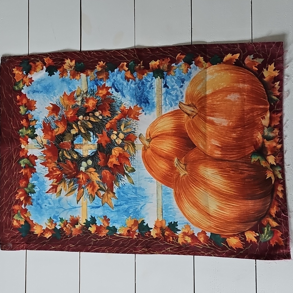 Fall Garden Flag with Pumpkins And Fall Leaves